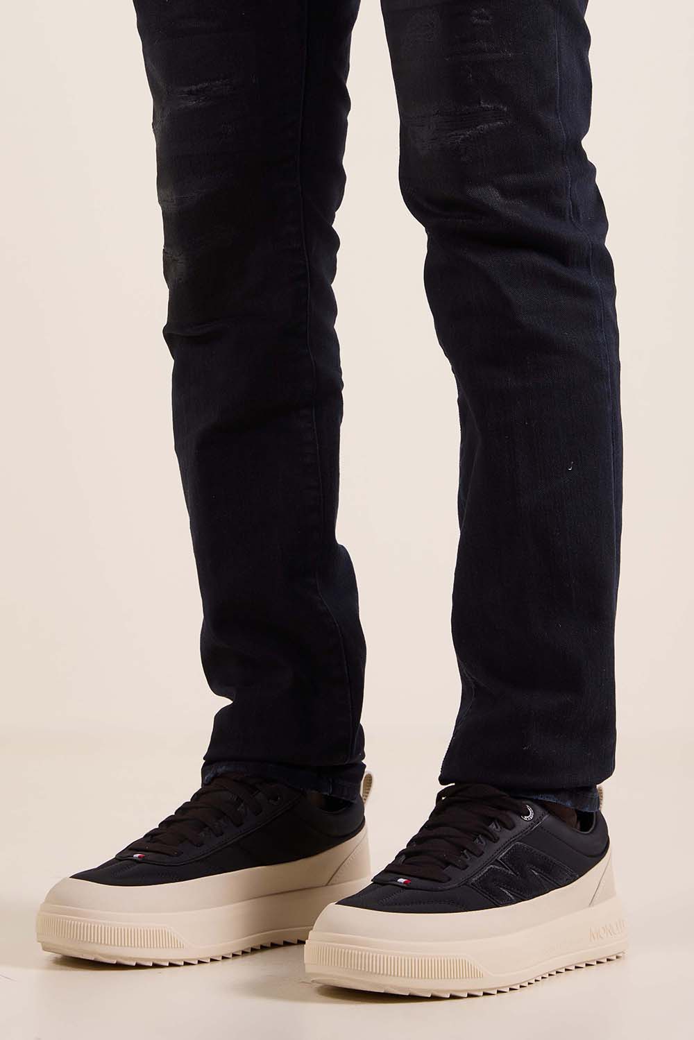 נעלי סניקרס